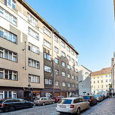 Cozy Old Town Stay - 1-Bedroom Apartment Praha Bagian luar foto