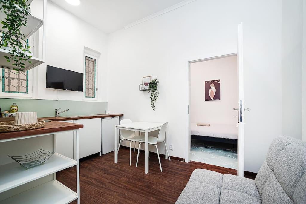 Cozy Old Town Stay - 1-Bedroom Apartment Praha Bagian luar foto